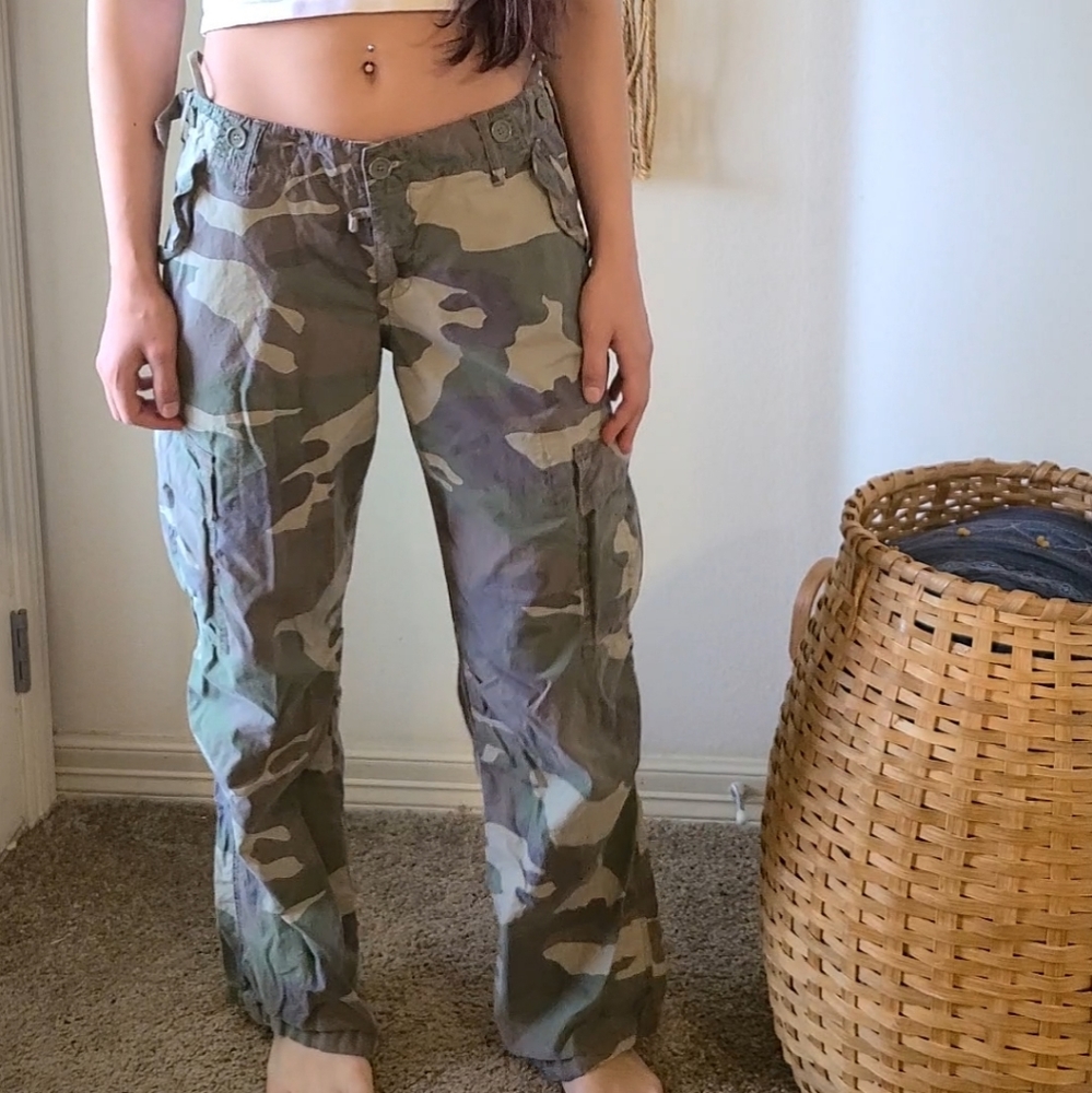 ☆Vintage camo cargo pants low rise Y2K☆